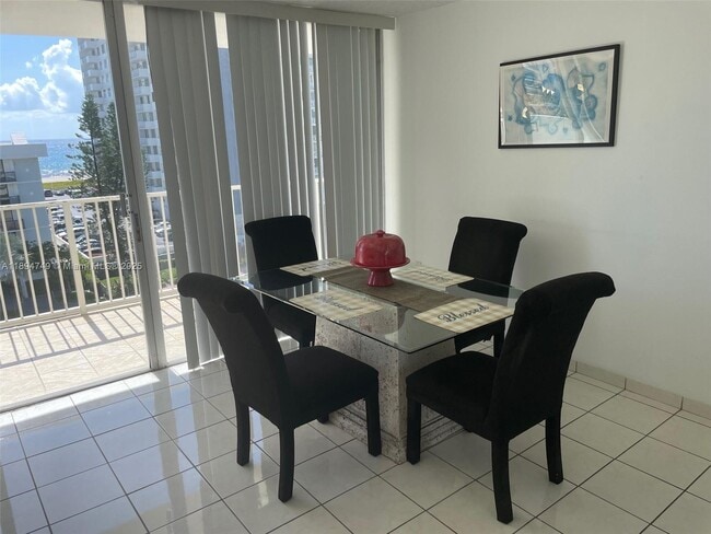 Building Photo - 5838 Collins Ave