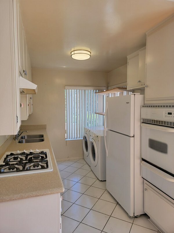 Foto del edificio - 1461 S Canfield Ave