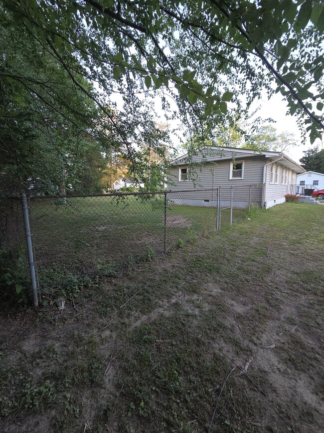 Building Photo - 29848 Lee Rd