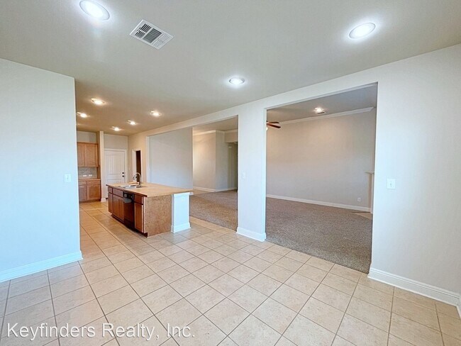 Building Photo - 3 br, 2 bath House - 17658 Feather Ridge Dr.