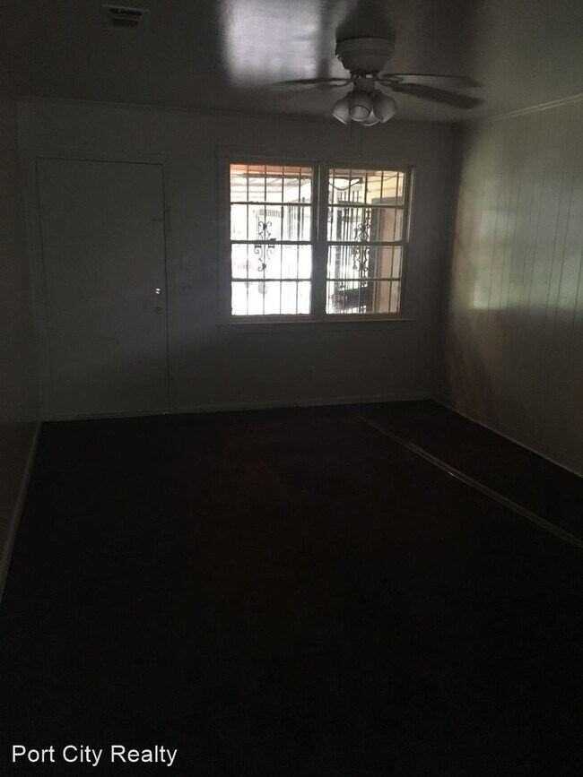 Building Photo - 3 br, 1 bath House - 2528 Attaway St.