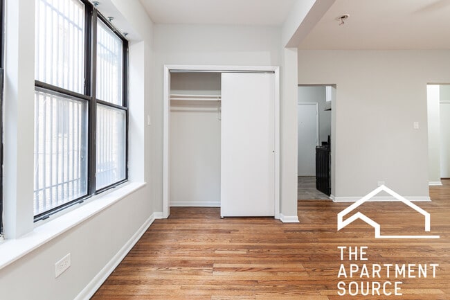 Foto del edificio - 7728 N Marshfield Ave