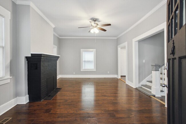 Foto del edificio - Large 4BR/2BA Downtown House Walking Distance to Daffin Park and Forsyth Park