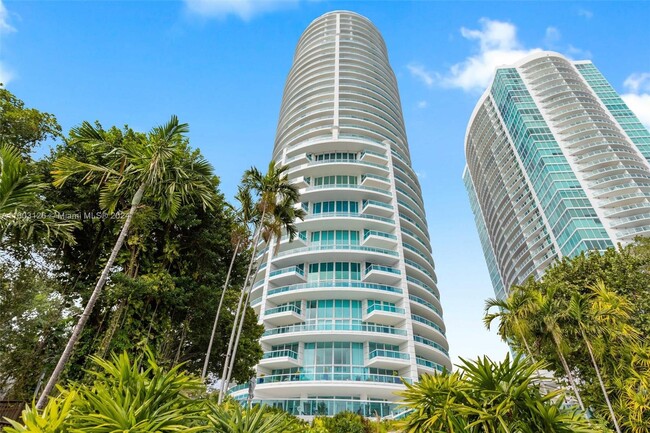 Foto del edificio - 2127 Brickell Ave