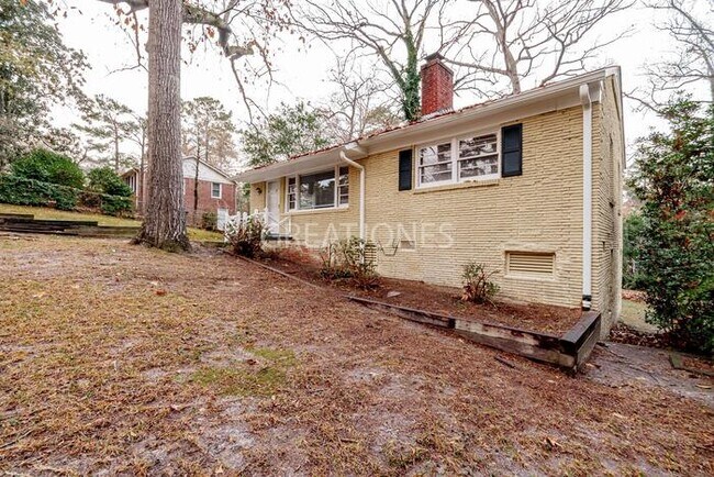Building Photo - 6118 Damson Ln
