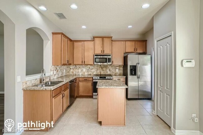 Foto del edificio - 3 br, 2.5 bath House - 502 Rainbow Springs...