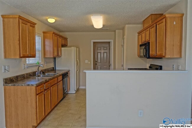 Foto del edificio - 106 NW Wittington Ln