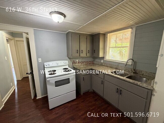 Foto del edificio - 616 W 36th St
