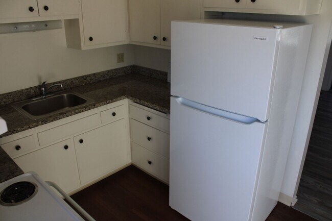 Foto del edificio - 5234 Sacramento Ave