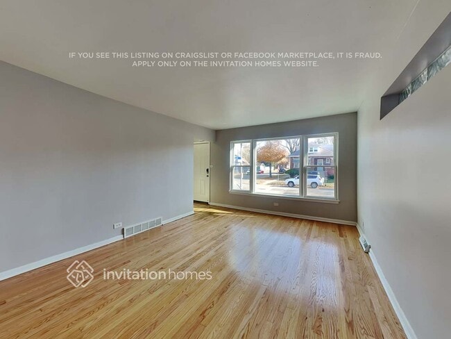 Building Photo - 3800 Euclid Ave