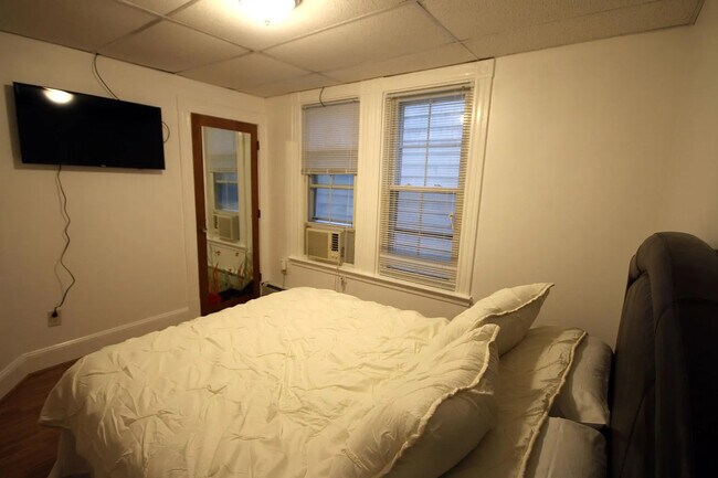 Foto del edificio - 105 Leyden St