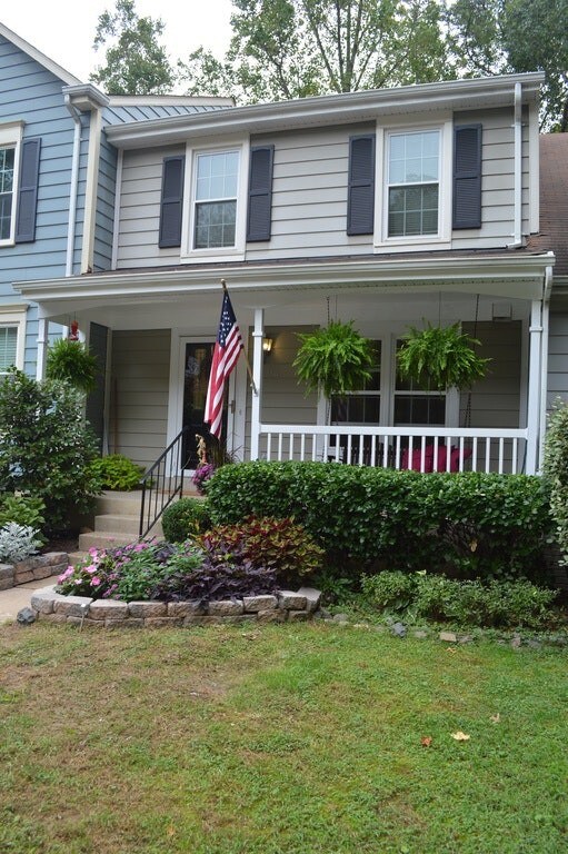 4202 Jonathan Ct, Montclair, VA 22025 Townhome Rentals in Montclair