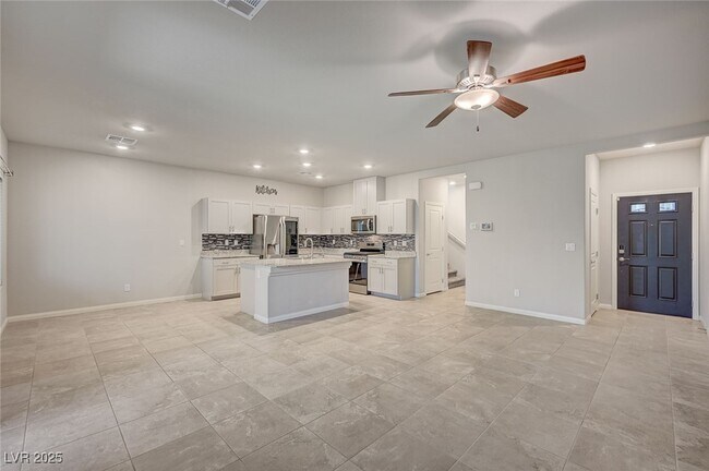 Foto del edificio - 7869 Morganite Ave
