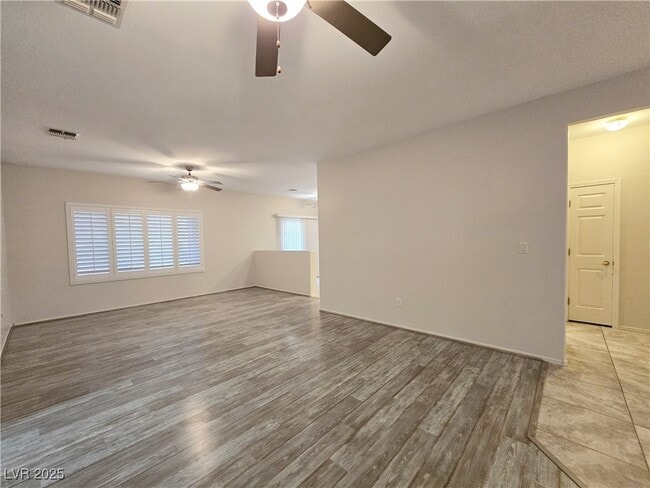Building Photo - 533 Carmel Mesa Dr