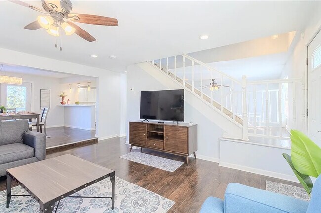 Foto del edificio - 7583 Tyler Rd