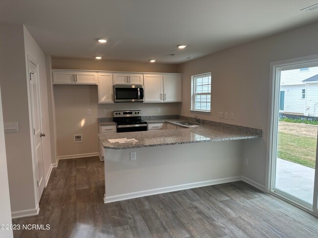 Building Photo - 4111 Laurel Rdg Dr