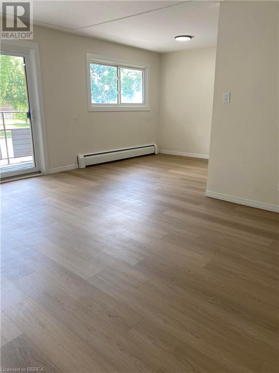 Photo du bâtiment - 151 Siebert Ave