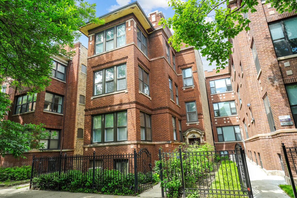 Primary Photo - 5012 N Winchester Ave