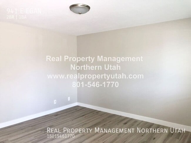 Building Photo - 941 E EGAN-