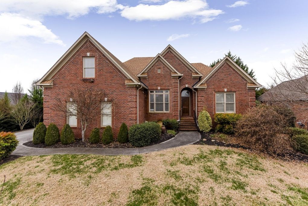 Primary Photo - 1709 Crosswinds Way