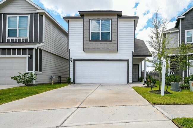 Foto del edificio - 24967 Goldoni Dr