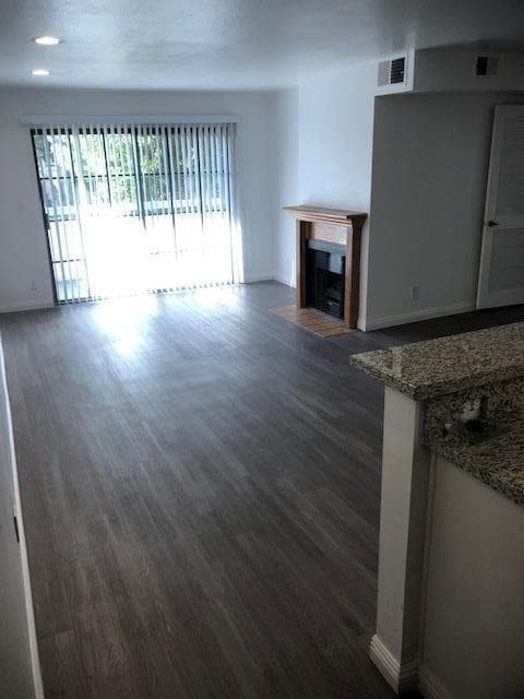 Interior Photo - Poinsettia Place