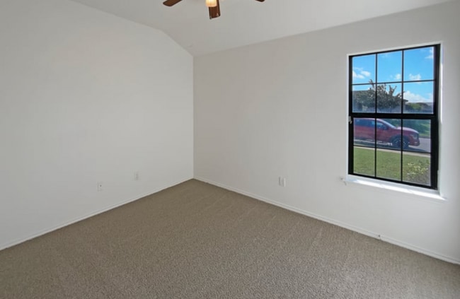 Building Photo - 1113 Marlee Cir
