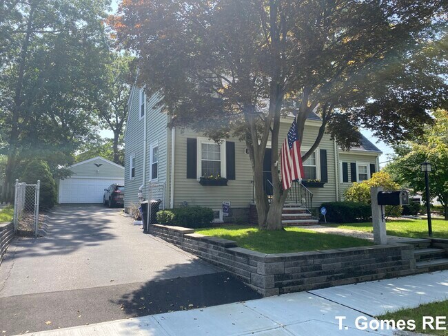 Building Photo - 45 Ames St