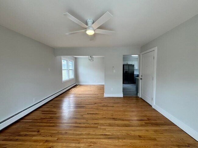 Foto del edificio - 253 Webster Ave