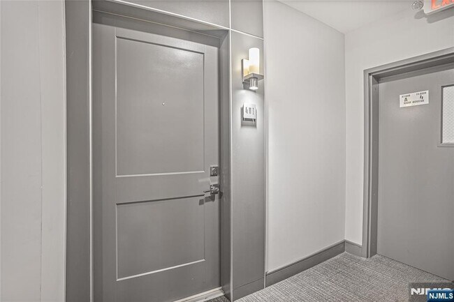 Foto del edificio - 6401 Park Ave