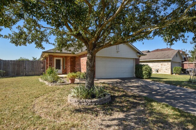 Building Photo - 7215 Kransburg Ranch Dr