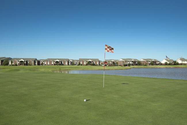 Building Photo - The Greens at Norman