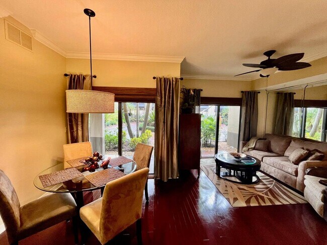 Foto del edificio - 4905 Midtown Ln
