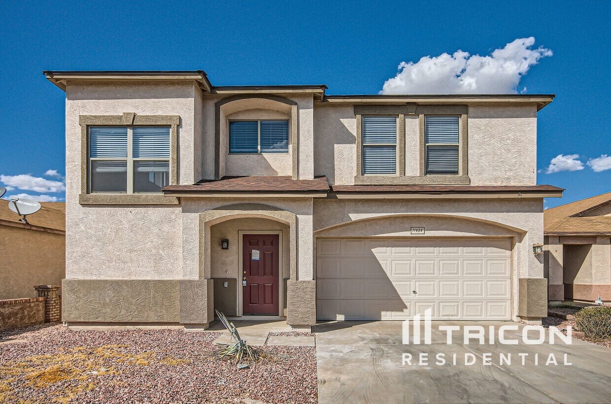 Foto principal - 11626 W Bloomfield Rd