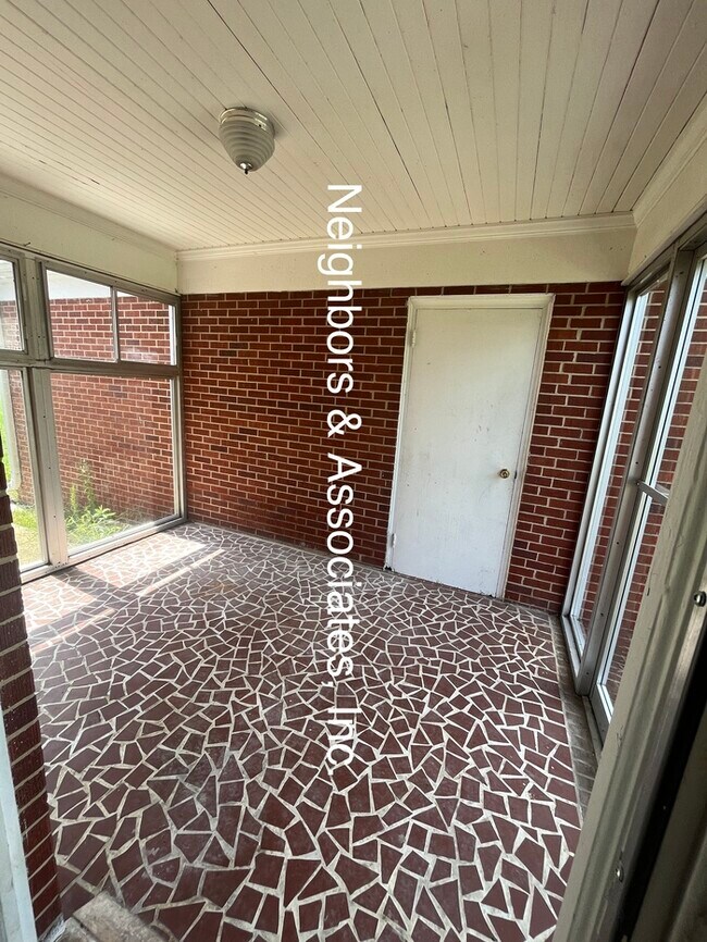Foto del edificio - 2966 Jonesboro Rd