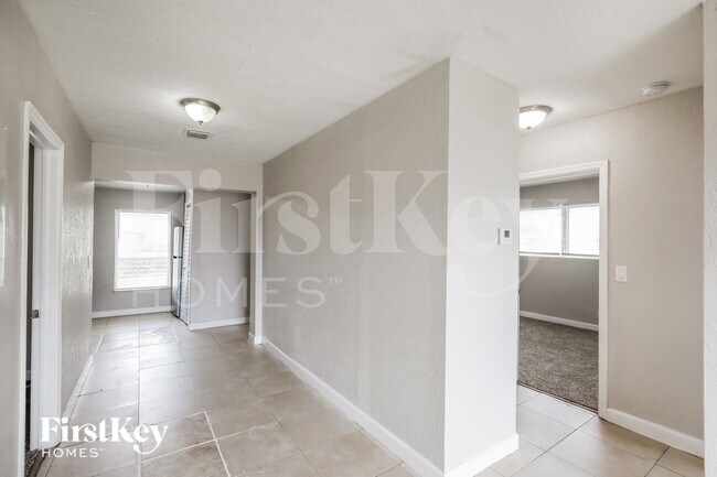 Foto del edificio - 3191 NW 5th St