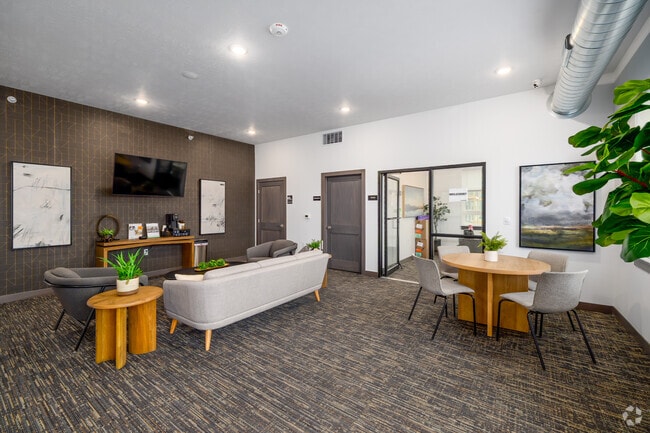 Building Photo - Whisper Creek Village