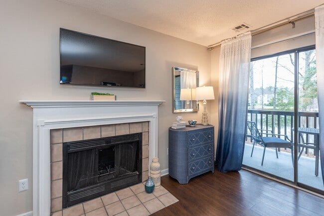 Building Photo - Wilde Lake Apartments