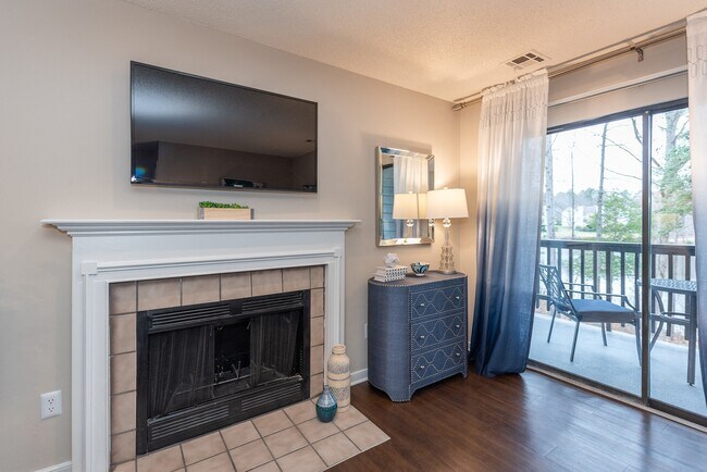 Foto del edificio - Wilde Lake Apartments