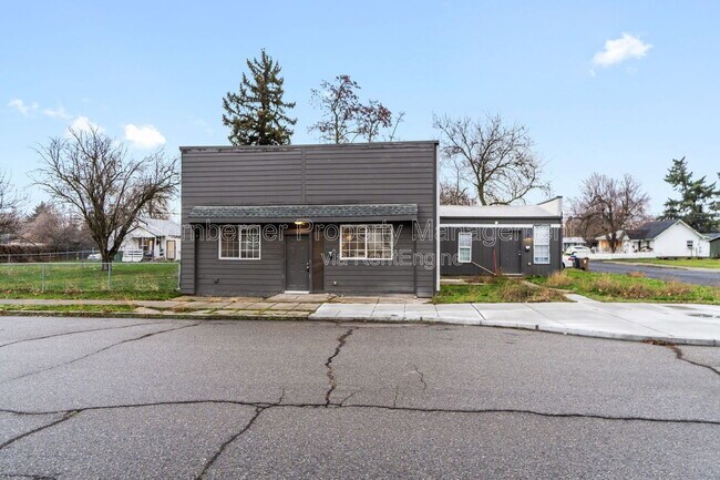 Foto del edificio - 2229 E Boone Ave