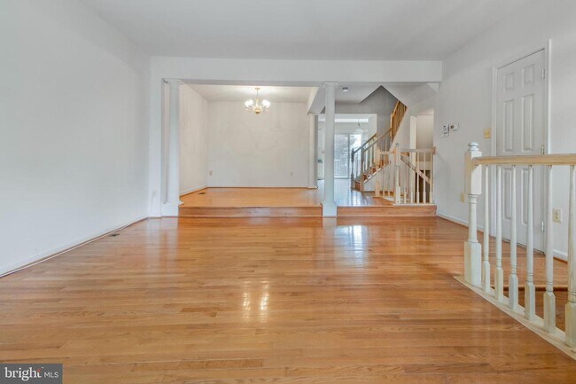Building Photo - 10122 Treble Ct