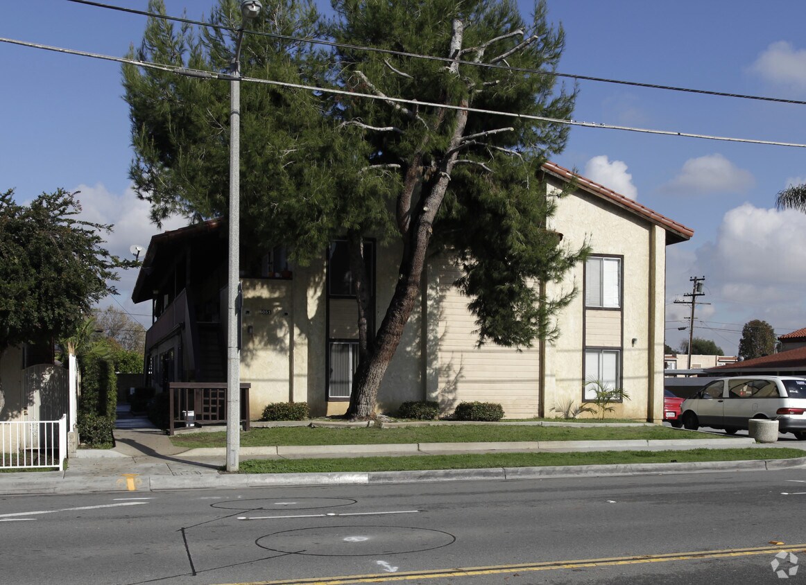 Building Photo - 8051 Whitaker St