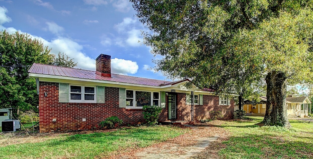 958 Marys Grove Rd, Cherryville, NC 28021 House Rental in Cherryville