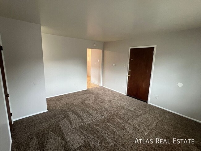 Building Photo - 4206 Forest Hill Ct