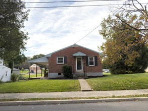 Building Photo - 432 E Main St Building Photo - 432 E Main St