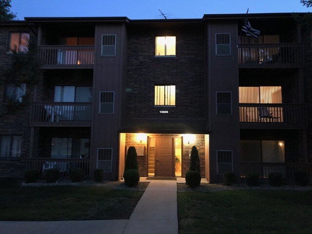 Foto principal - 15806 Peggy Ln