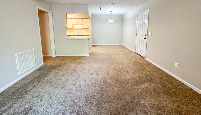 Living/Dining Area - Brittwood