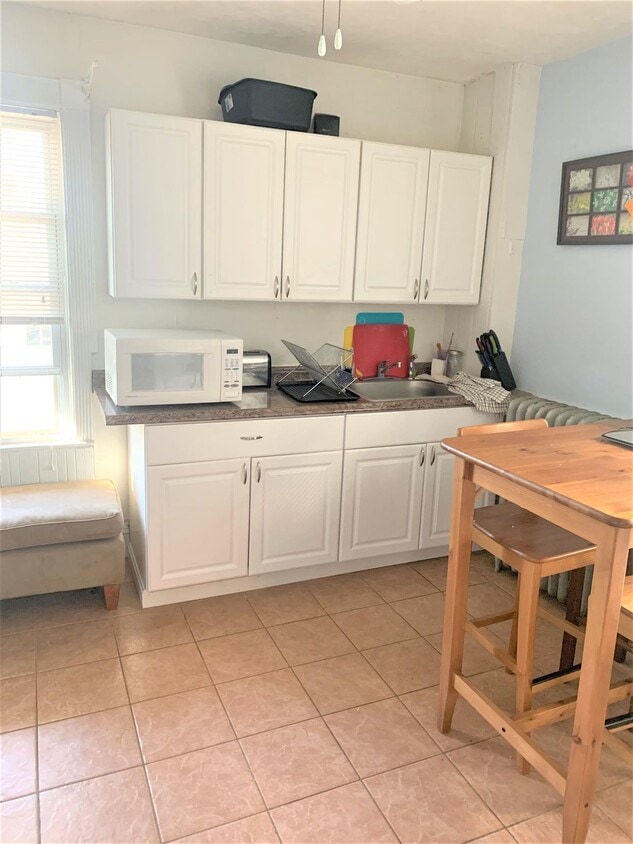 21 Endicott Ave Unit 2, Somerville, MA 02144 Apartments in Somerville