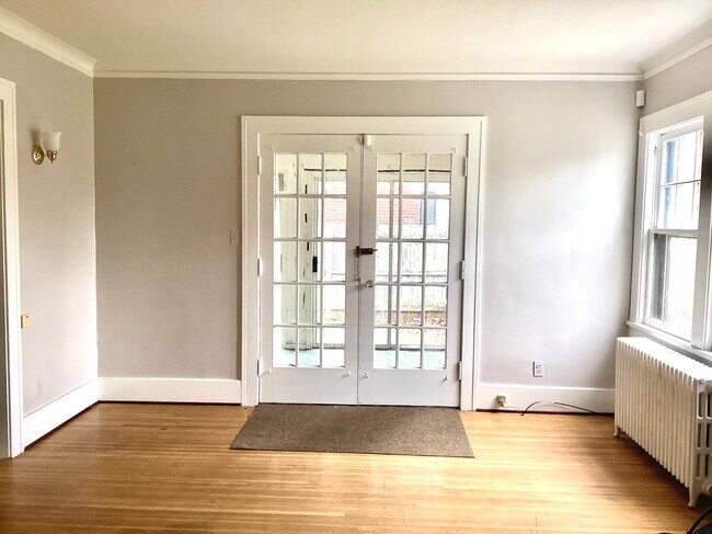 Building Photo - 250 San Gabriel Dr