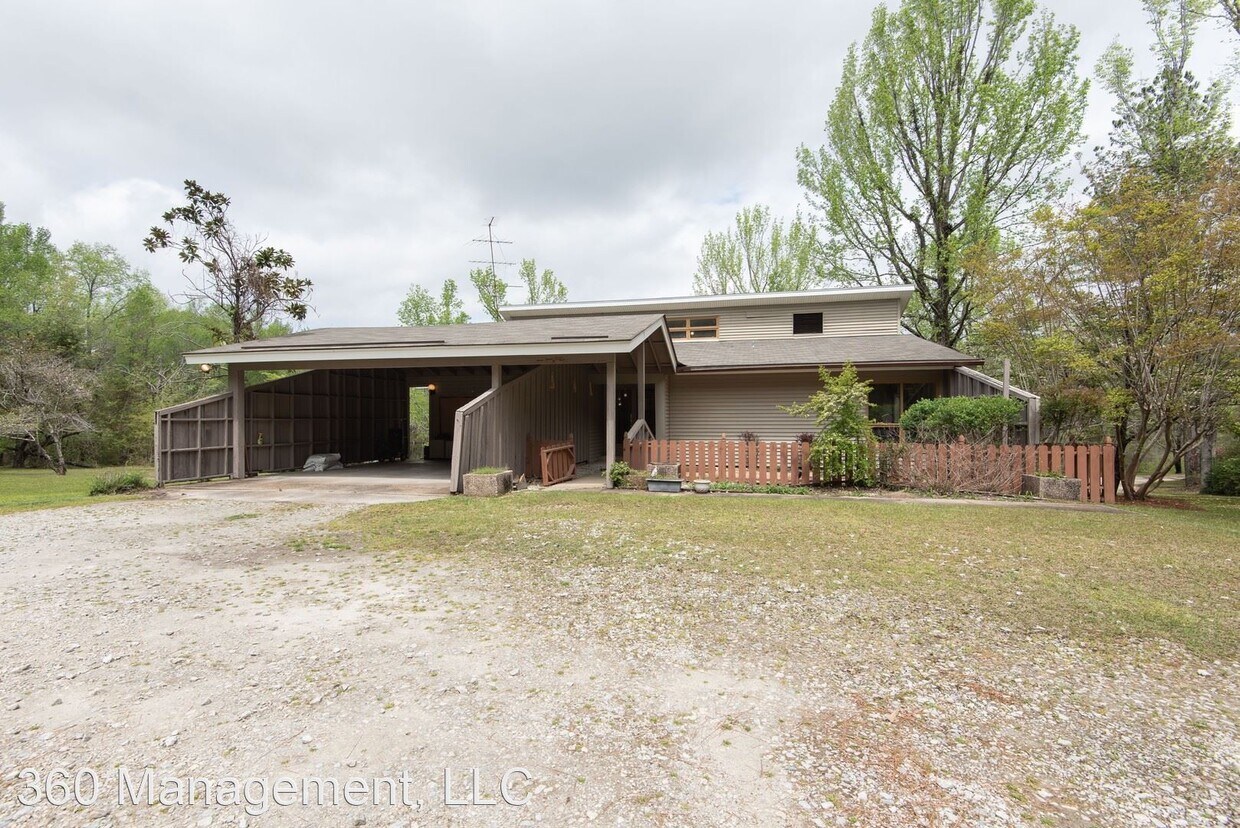 Primary Photo - 3 br, 2 bath House - 800 Lee Road 23